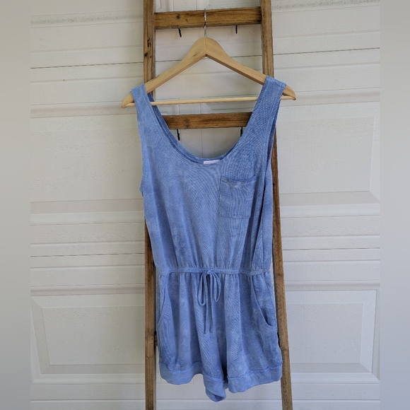 Pink Lily Blue Romper - Picture 2 of 5